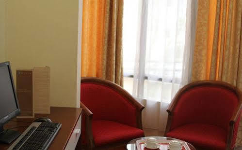 Serenity Hotel 2*
